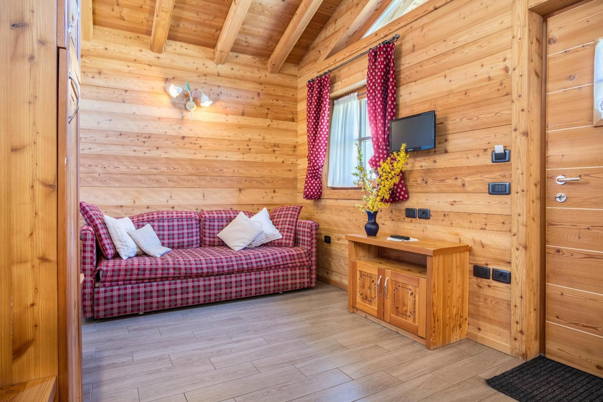 Chalet Camping Fae 1 마돈나 디 캄필리오 외부 사진