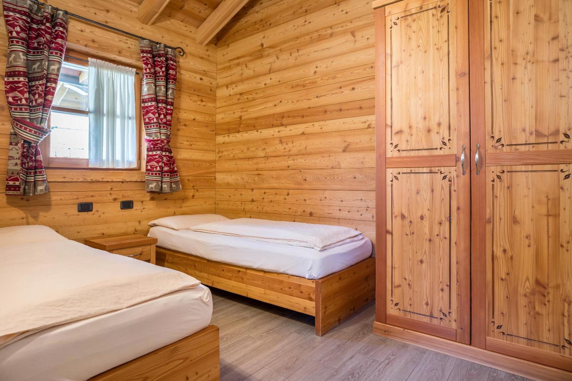 Chalet Camping Fae 1 마돈나 디 캄필리오 외부 사진